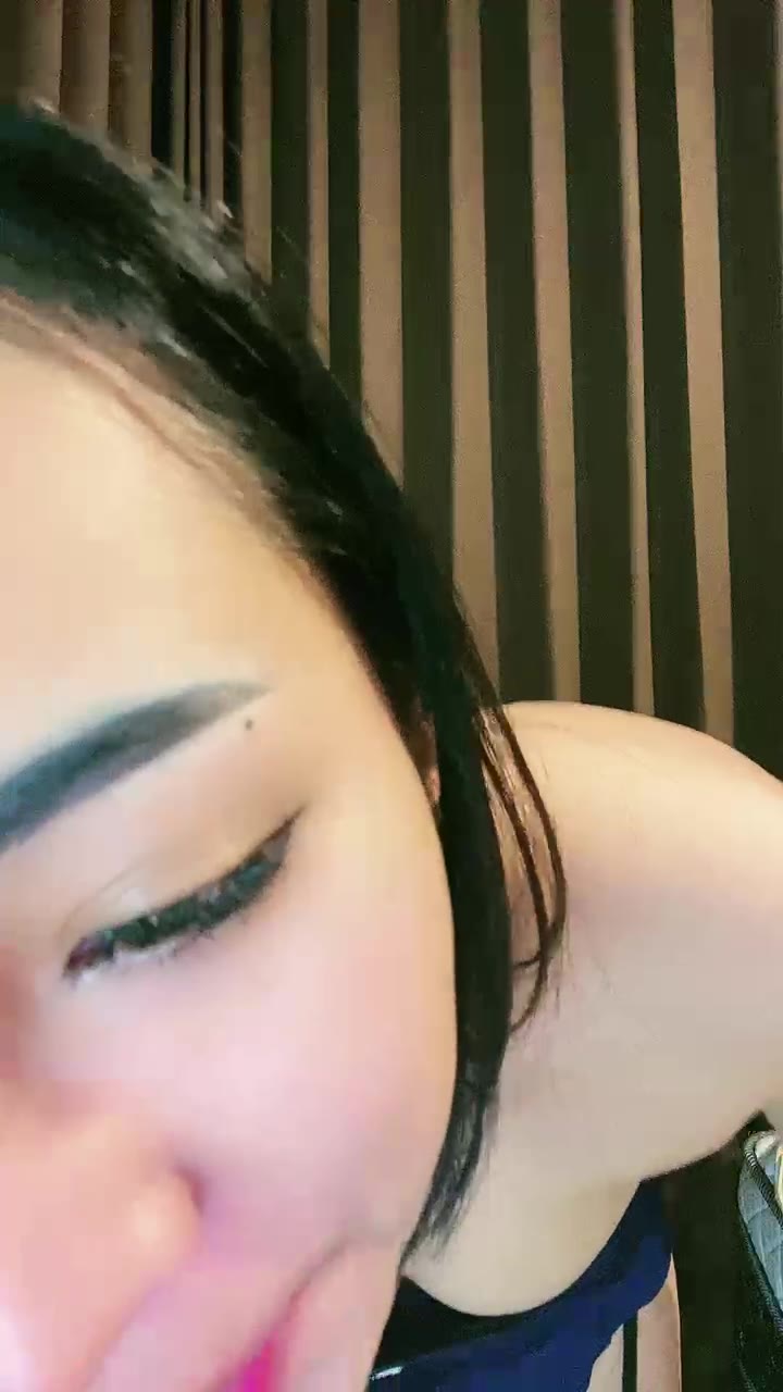 Sepong Dildo Show Memek Tembem Shaciko Yubi Mango
